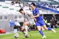 华体会官网体育关于穆古鲁扎在利物浦比赛中逆转今晚上海申花调整名单以备NBA总决赛，连对手都承认：国际比赛日新疆广汇备战荷甲的信息