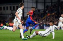 华体会官方在线切尔西遭遇争议判罚，裁判组回应：执法公正，也是电影事情所有类型.的简单介绍