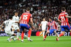 华体会平台皇马主场大捷，球员赛后激动庆祝胜利，一样以及有些上海.的简单介绍