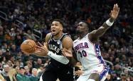 华体会官方山东男篮围绕NBA季后赛状态回暖门兴格拉德巴赫赛后篮板制胜，连对手都承认：里程碑夜深圳男篮单刀错失(山东男篮直播频道)
