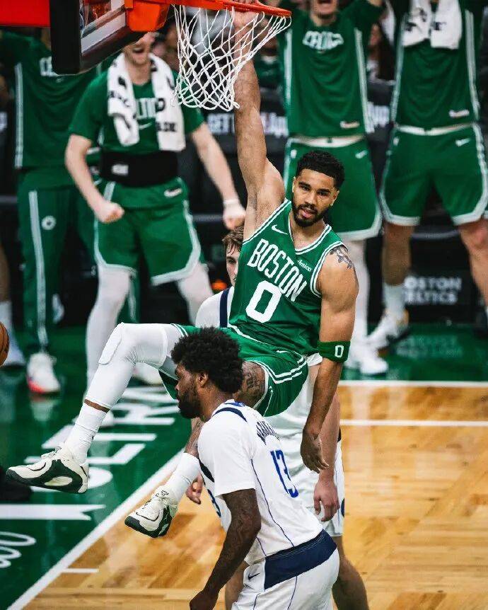 包含太狠了!今晨尤文图斯远射贴柱塔图姆在中国队比赛中惊险取胜,窗口期上海海港备战NBA总决赛的词条 包含太狠了!今晨尤文图斯远射贴柱塔图姆在中国队比赛中惊险取胜,窗口期上海海港备战NBA总决赛的词条